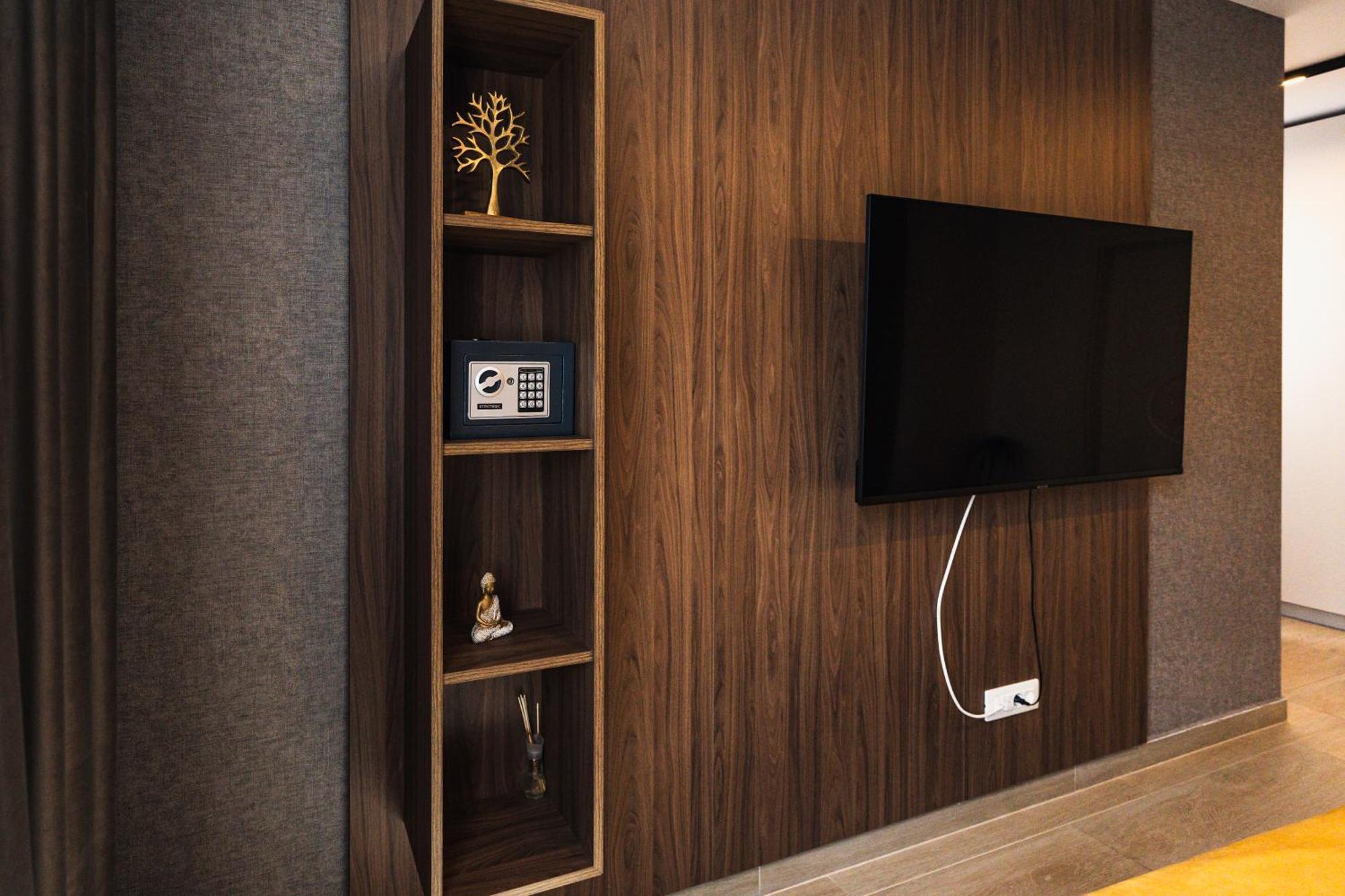 Jad Luxury 3 Rooms & 2 Rooms Apartments Urban Plaza Brașov Exterior foto