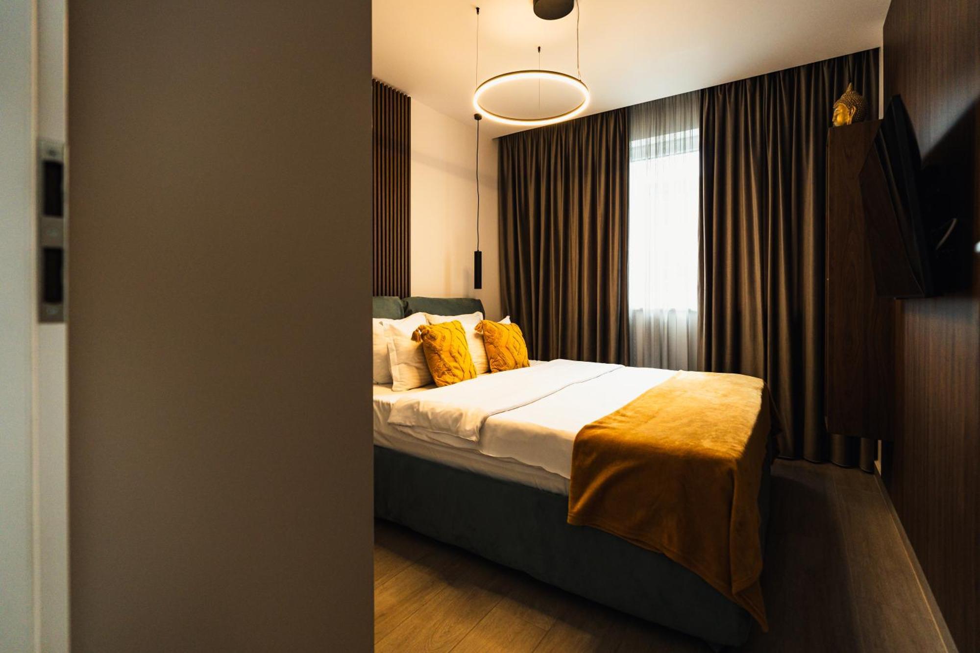 Jad Luxury 3 Rooms & 2 Rooms Apartments Urban Plaza Brașov Exterior foto