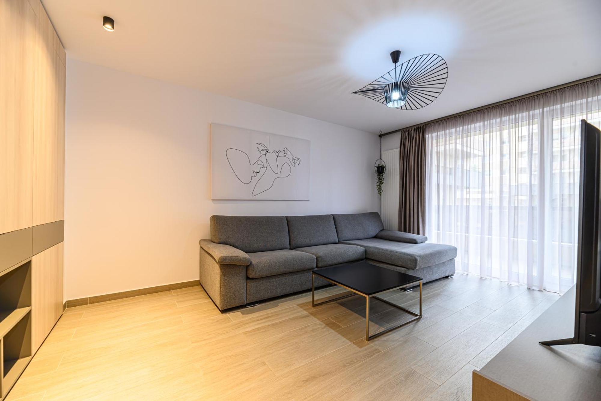 Jad Luxury 3 Rooms & 2 Rooms Apartments Urban Plaza Brașov Exterior foto