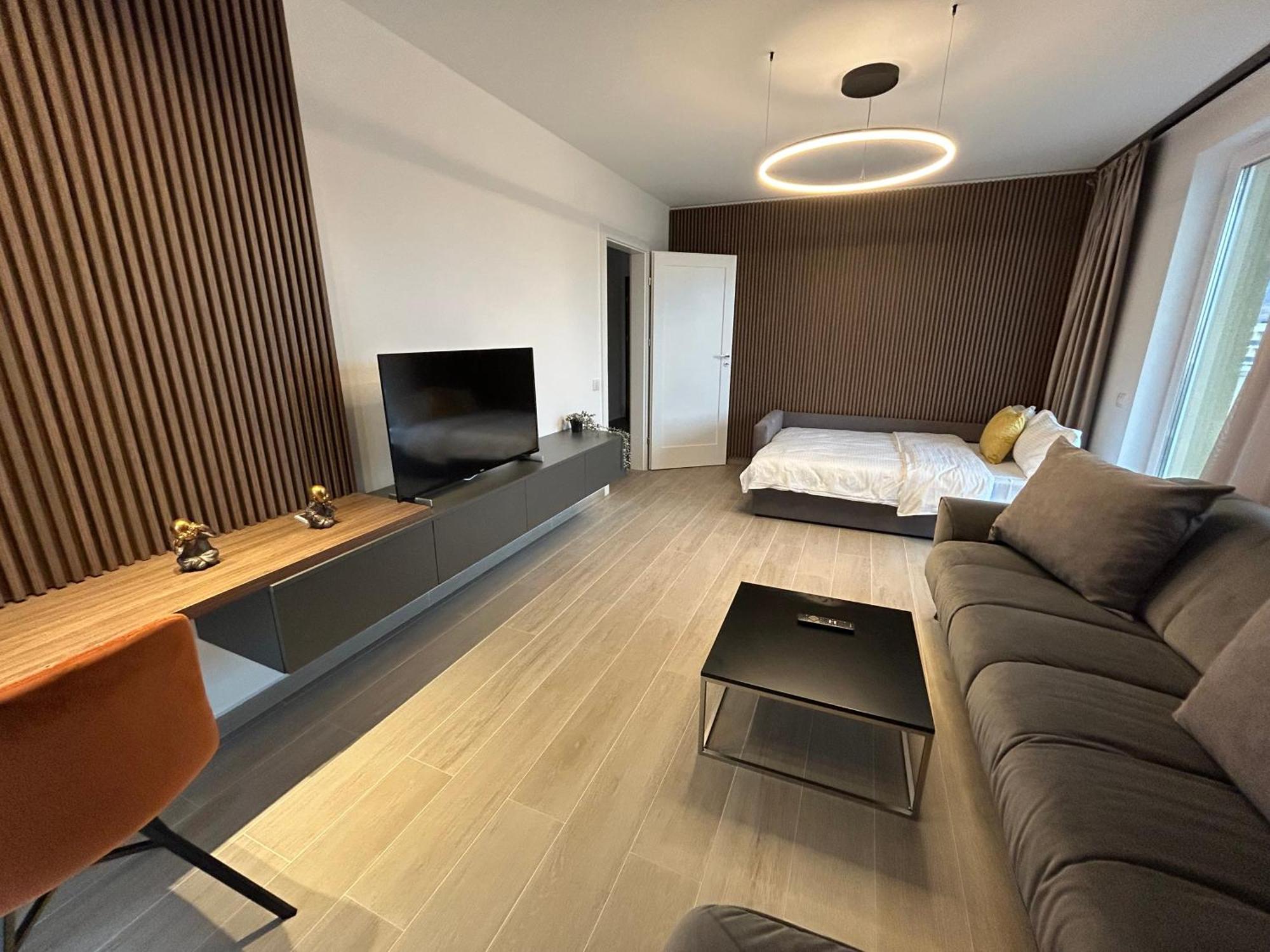 Jad Luxury 3 Rooms & 2 Rooms Apartments Urban Plaza Brașov Exterior foto